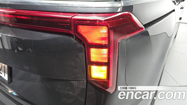 Kia Canival 2025 — photo 9