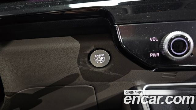 Kia Canival 2025 — photo 28