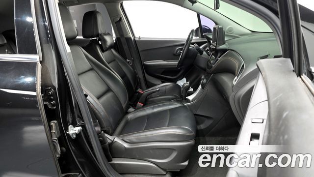 Chevrolet Korea Trax 2017 — photo 11