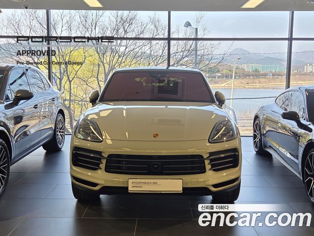 Porsche Cayenne 2023 — photo 2
