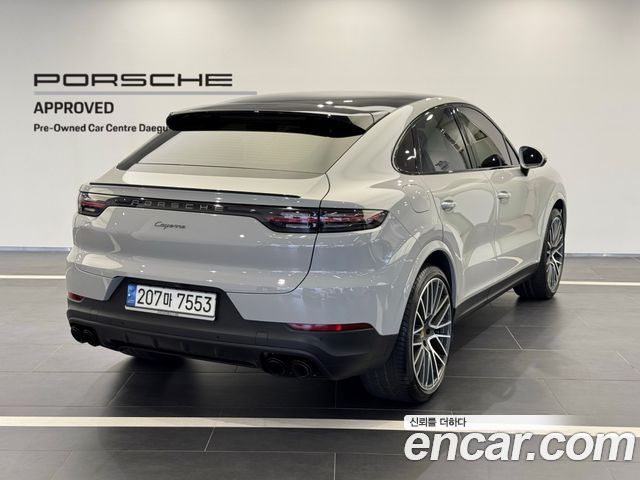 Porsche Cayenne 2023 — photo 4