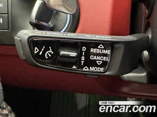 Porsche Cayenne 2023 — photo 16