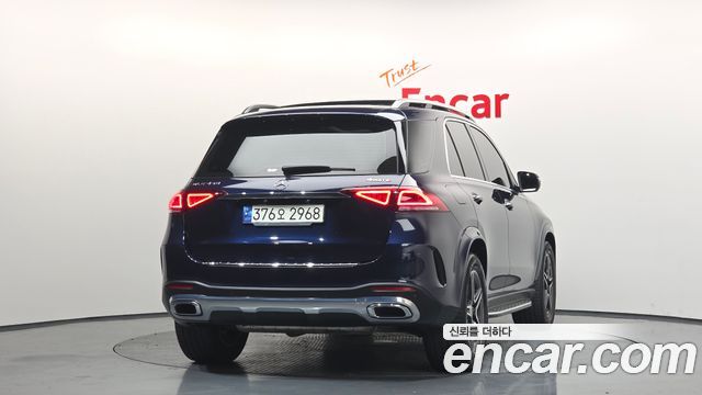 Mercedes-Benz GLE-Class 2021 — photo 4