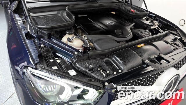 Mercedes-Benz GLE-Class 2021 — photo 6