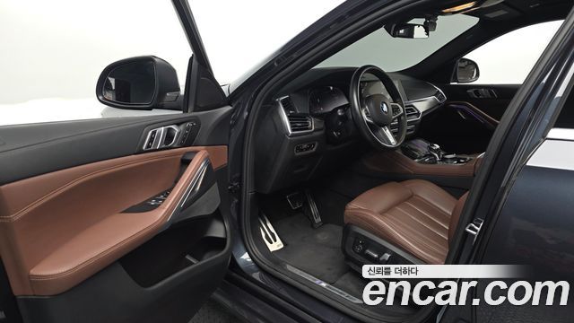 BMW X6 2022 — photo 11