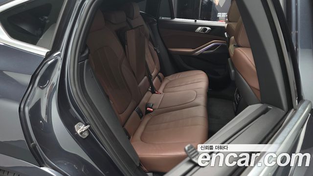 BMW X6 2022 — photo 12