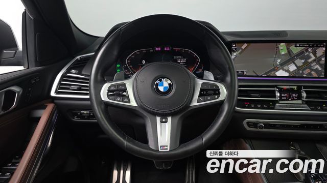 BMW X6 2022 — photo 13