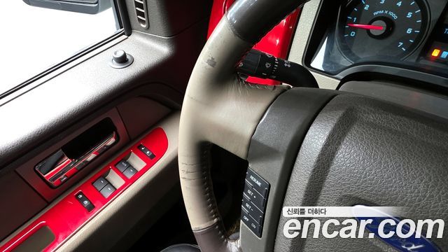 Ford F150 2010 — photo 17