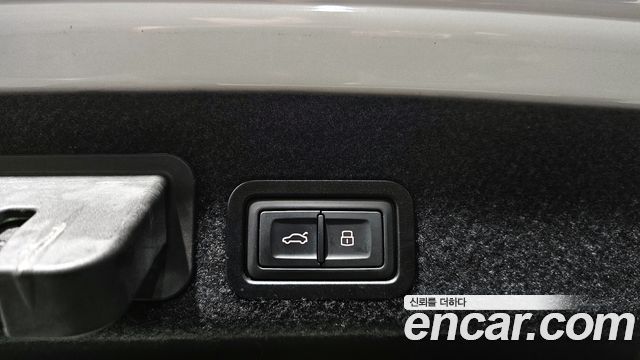 Audi A6 2018 — photo 16