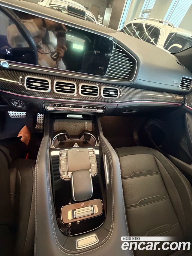 Mercedes-Benz GLE-Class 2025 — photo 10