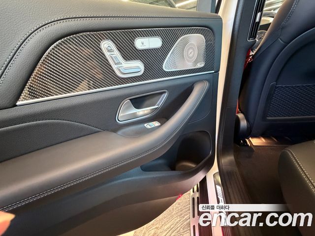 Mercedes-Benz GLE-Class 2025 — photo 12