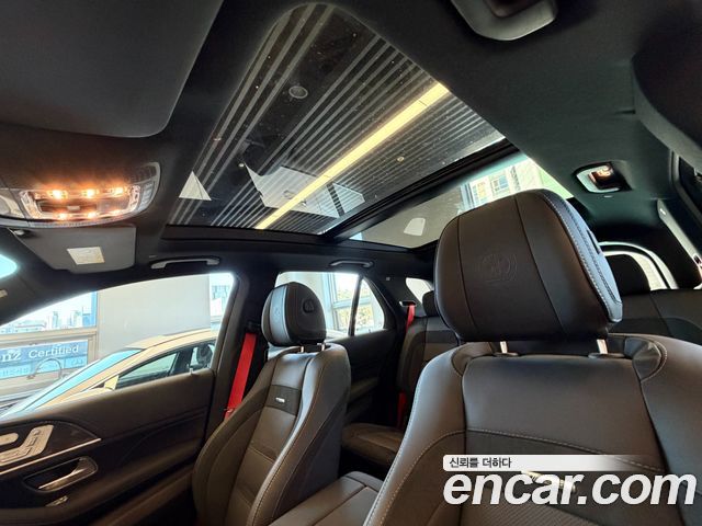 Mercedes-Benz GLE-Class 2025 — photo 13