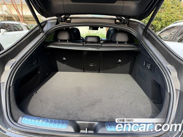 Mercedes-Benz GLE-Class 2025 — photo 14