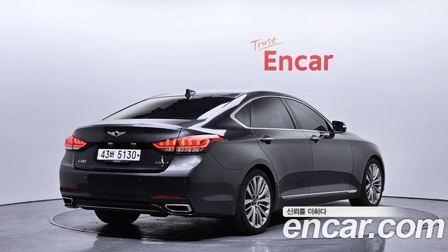 Genesis G80 2018 — photo 2