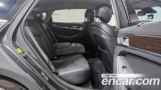 Genesis G80 2018 — photo 12