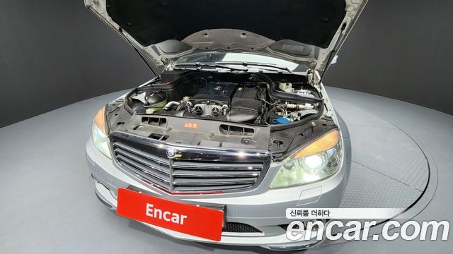 Mercedes-Benz C-Class 2009 — photo 6