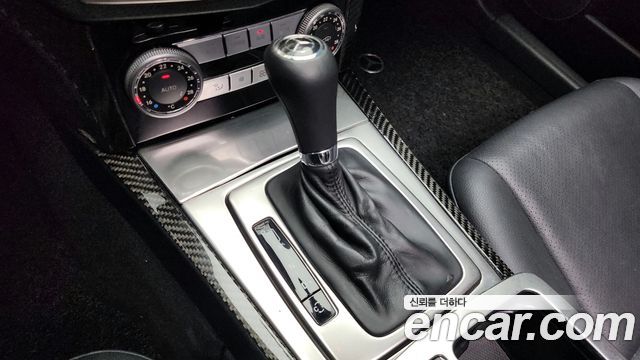 Mercedes-Benz C-Class 2009 — photo 9
