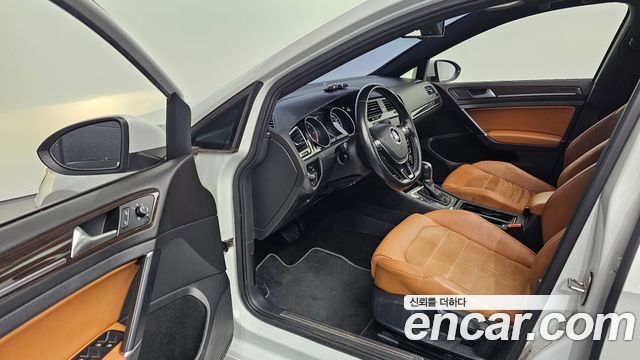 Volkswagen Golf 2015 — photo 10