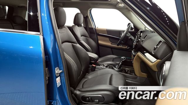 Mini Countryman 2019 — photo 10
