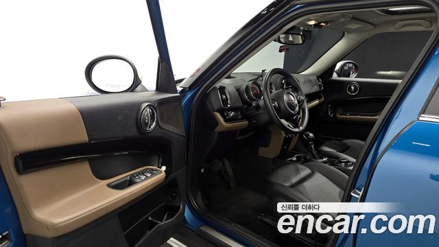 Mini Countryman 2019 — photo 11