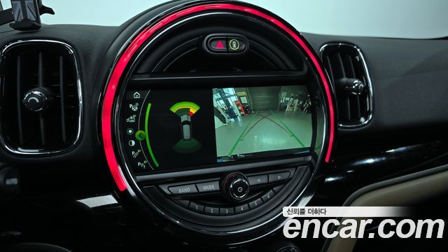 Mini Countryman 2019 — photo 15