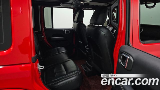 Jeep Wrangler 2018 — photo 12