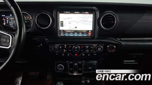 Jeep Wrangler 2018 — photo 15