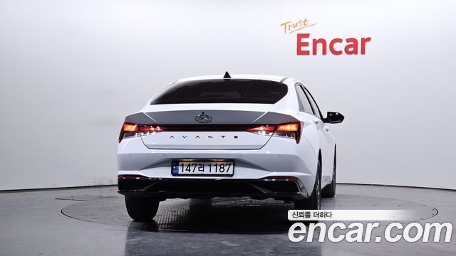 Hyundai AVANTE 2023 — photo 4