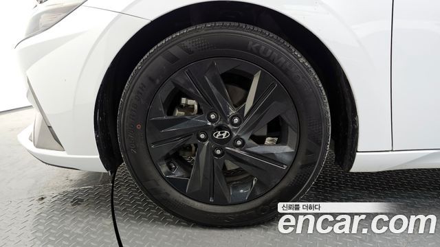 Hyundai AVANTE 2023 — photo 5