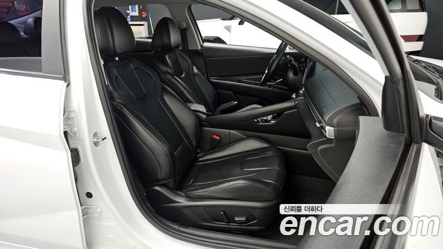 Hyundai AVANTE 2023 — photo 10