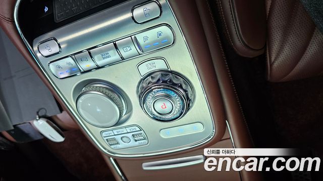 Genesis G90 2022 — photo 9