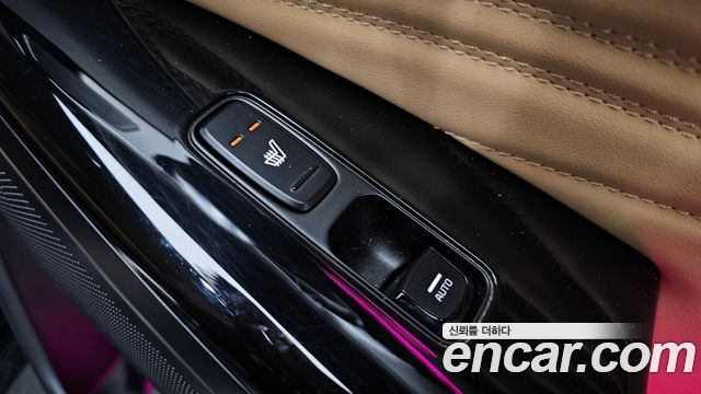 Kia K7 2020 — photo 18