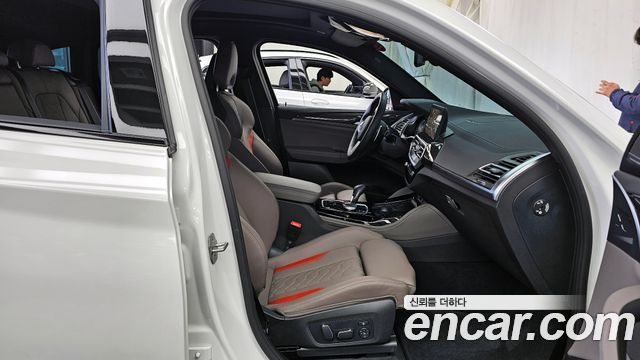 BMW X4M 2025 — photo 11