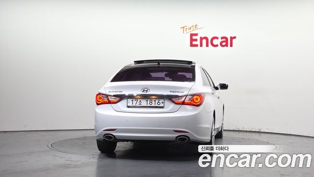 Hyundai Sonata 2011 — photo 4