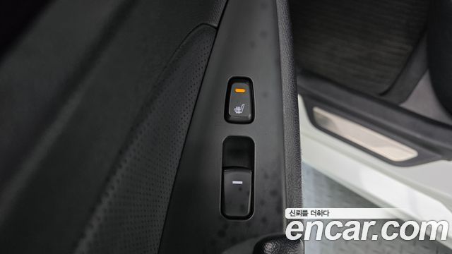 Hyundai Sonata 2011 — photo 19