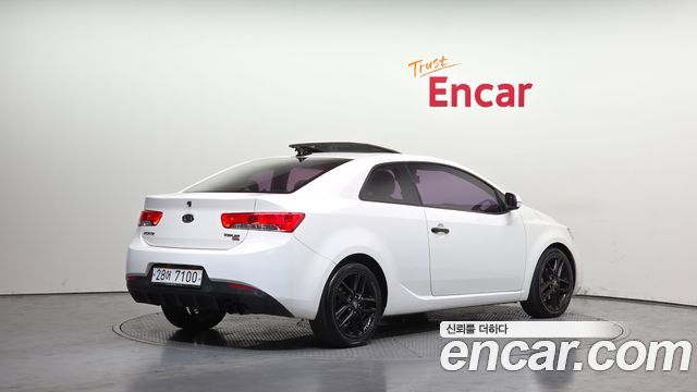 Kia Porte 2012 — photo 2