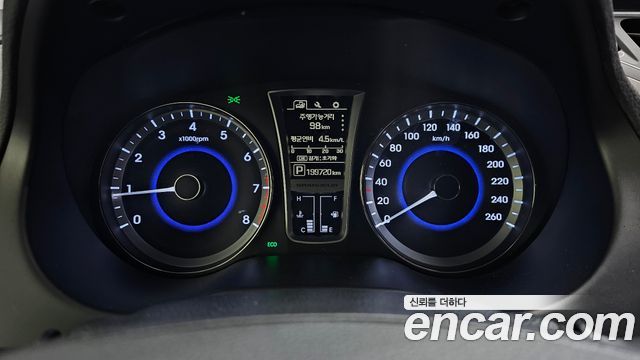 Hyundai Grandeur 2017 — photo 8