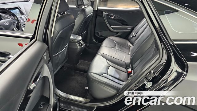 Hyundai Grandeur 2017 — photo 12