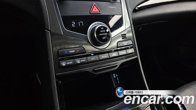 Hyundai Grandeur 2017 — photo 19