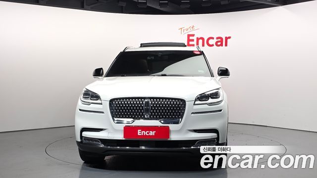 Lincoln Aviator 2022 — photo 3