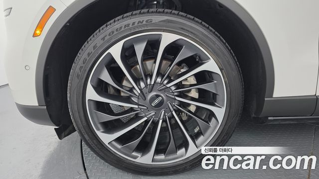Lincoln Aviator 2022 — photo 5