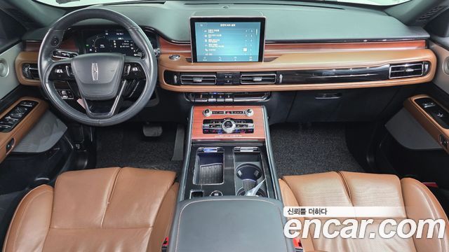 Lincoln Aviator 2022 — photo 7