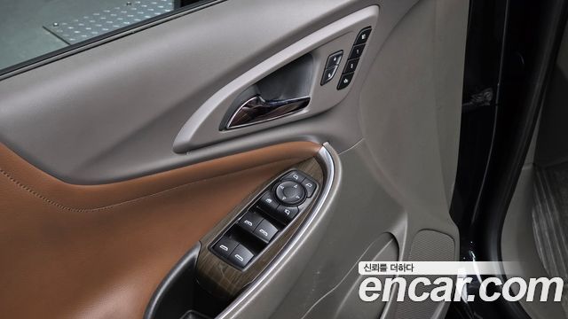 Chevrolet Korea Malibu 2018 — photo 17