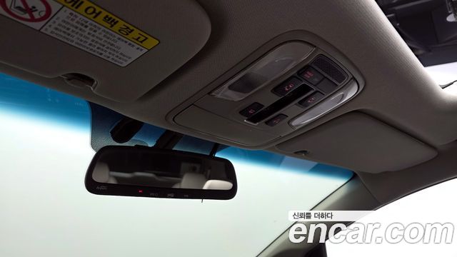 Kia Canival 2017 — photo 17