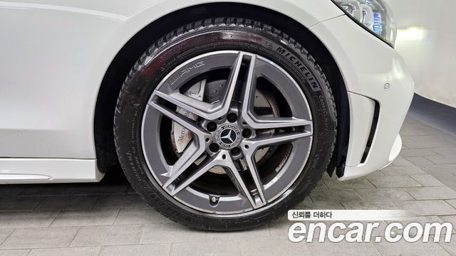 Mercedes-Benz C-Class 2020 — photo 5