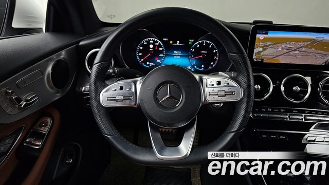 Mercedes-Benz C-Class 2020 — photo 13