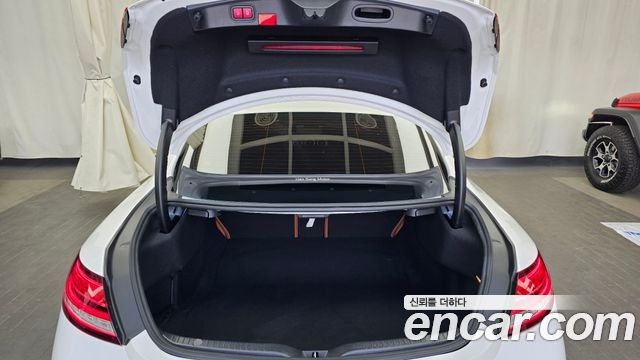 Mercedes-Benz C-Class 2020 — photo 20