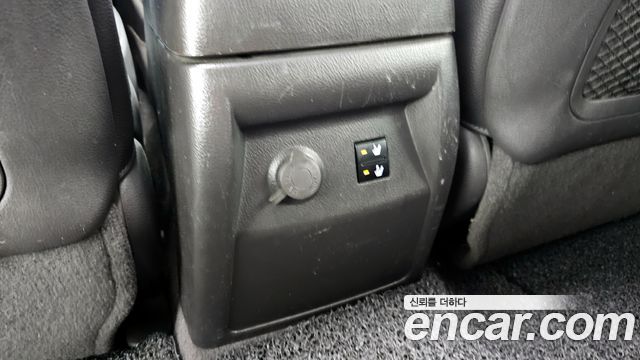 Hyundai Santafe 2012 — photo 19