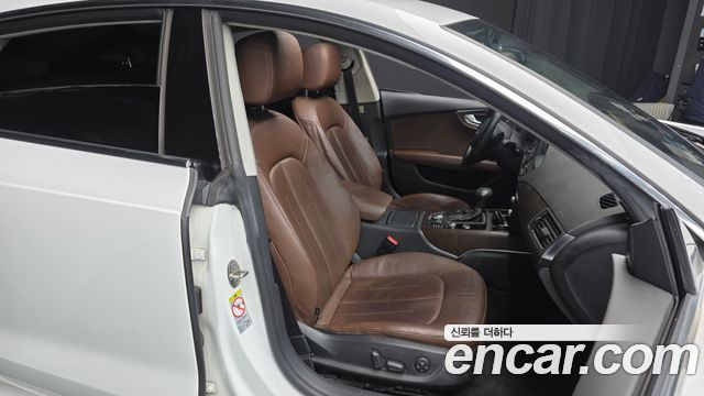 Audi A7 2014 — photo 12