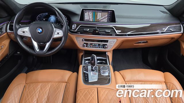 BMW 7-Series 2021 — photo 7